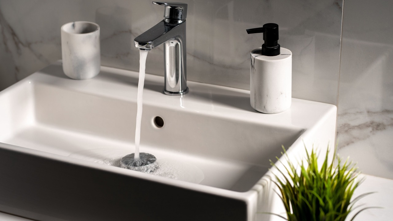 Photo of Bathroom in Perissa