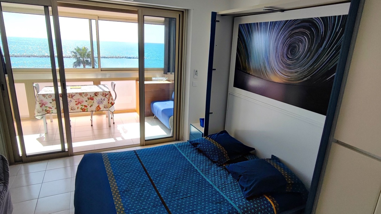 Photo of Bedroom in Saint-Laurent-du-Var