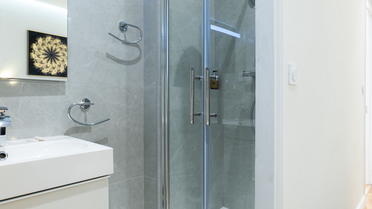 Photo of Bathroom in Cannes City Centre