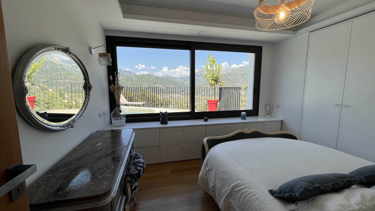 Photo of Bedroom in Saint-Martin-du-Var