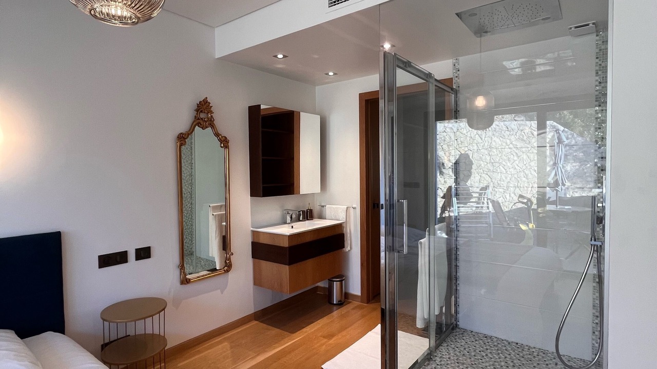Photo of Bedroom in Saint-Martin-du-Var