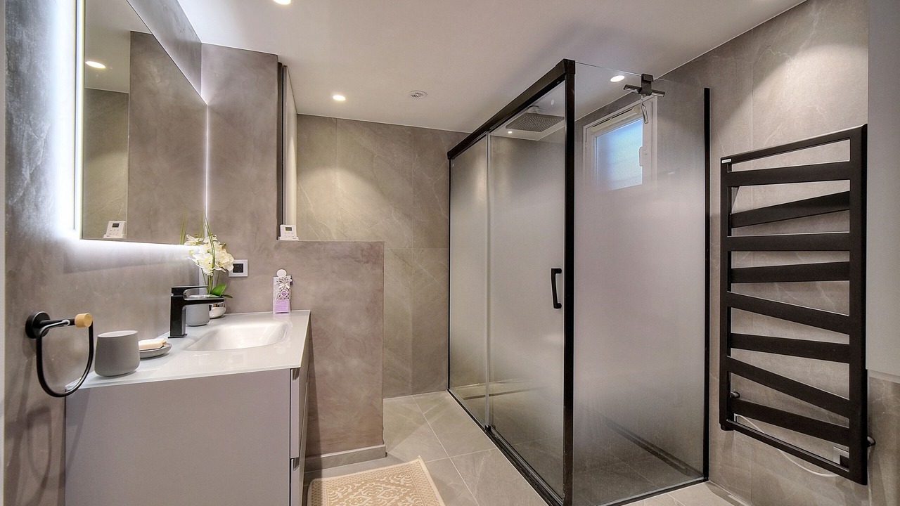 Photo of Bathroom in Villeneuve Loubet Beach