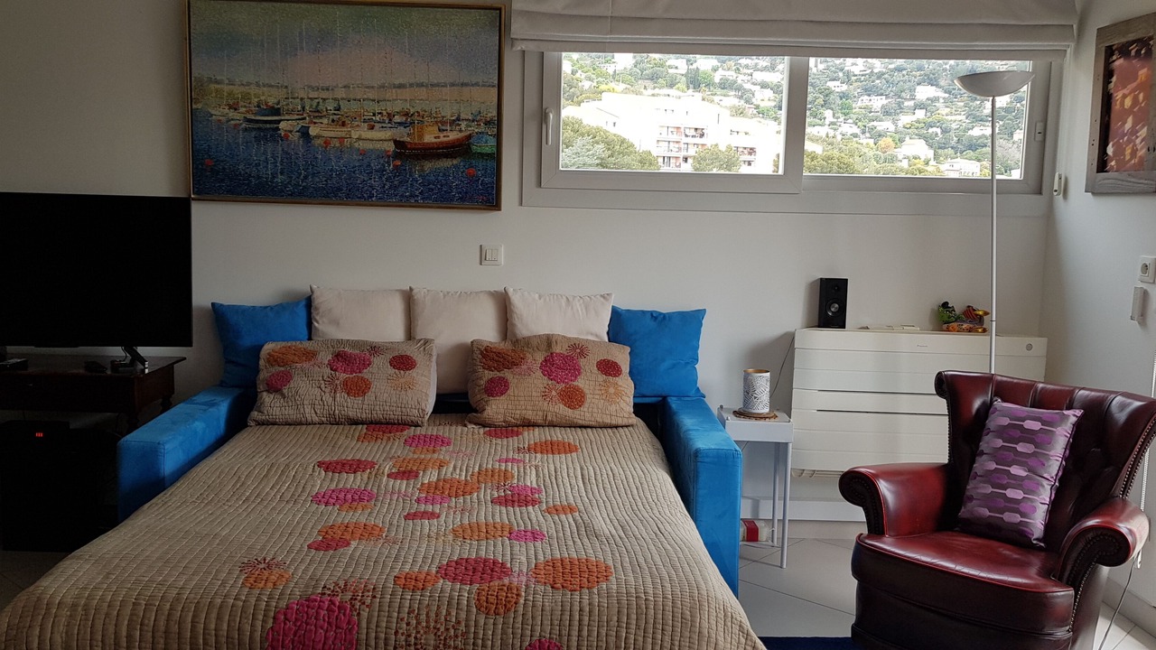 Photo of Bedroom in French Riviera