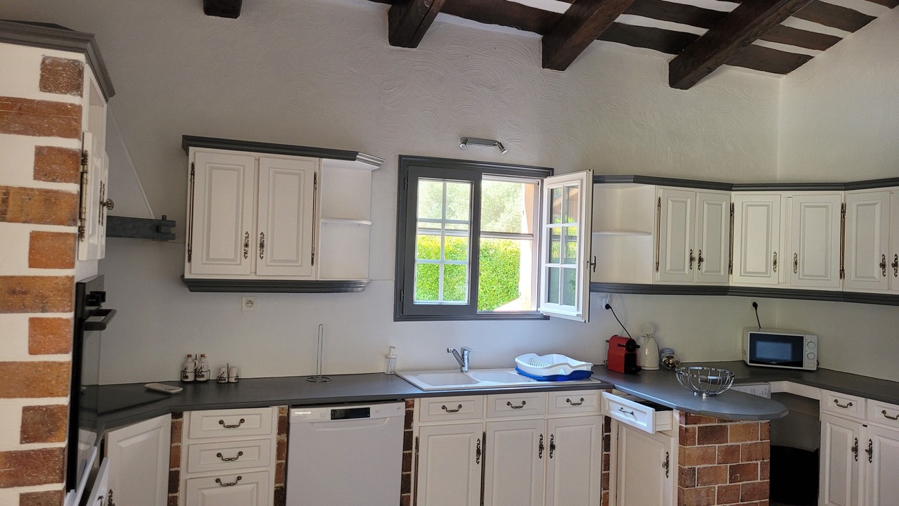 Photo of Kitchen in Puget-sur-Argens