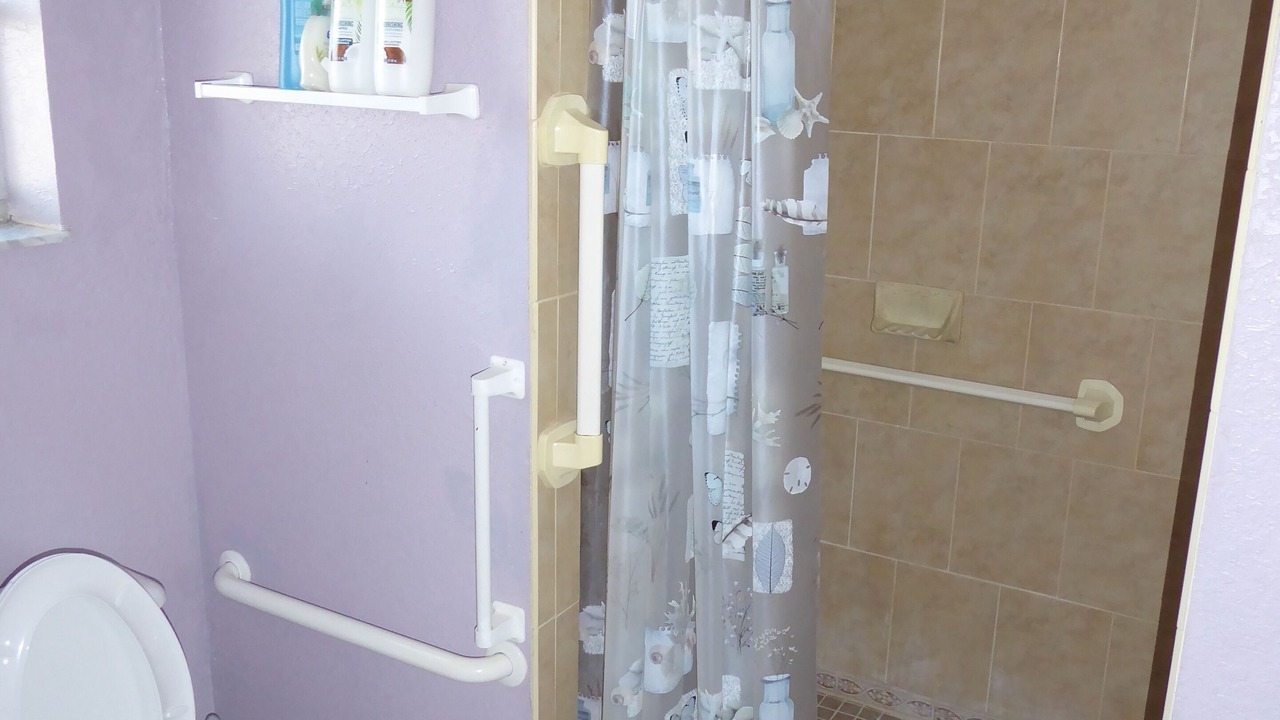 Photo of Bathroom in Altamonte Springs