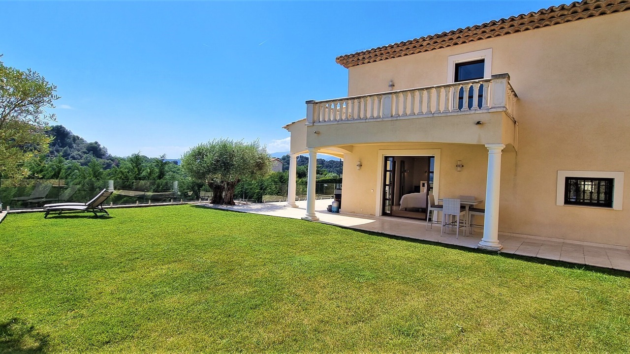 Photo of Patio Balcony in Cagnes-sur-Mer