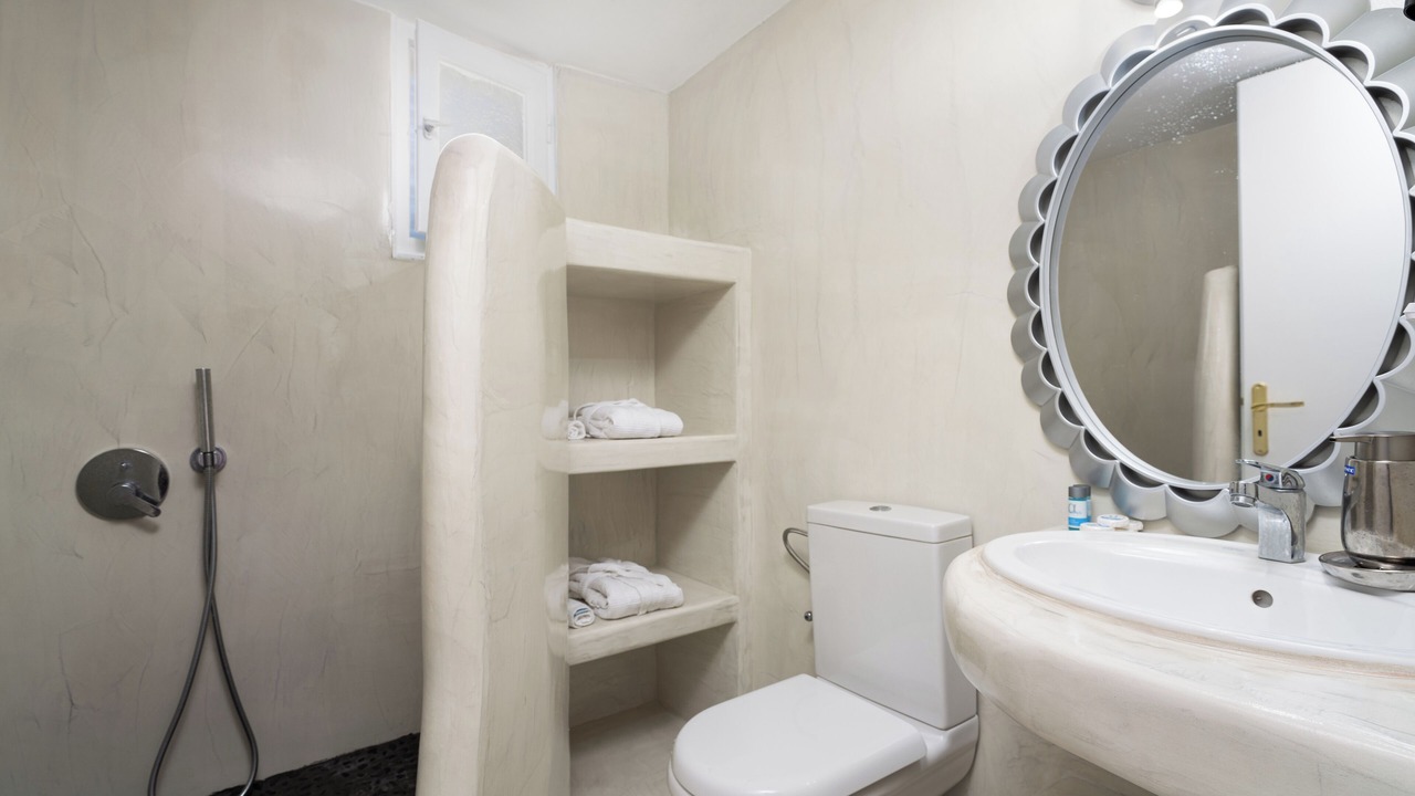 Photo of Bathroom in Monolithos