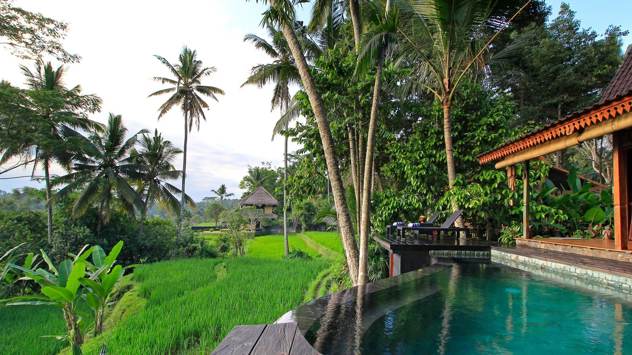 Photo of Outdoor in Sambahan