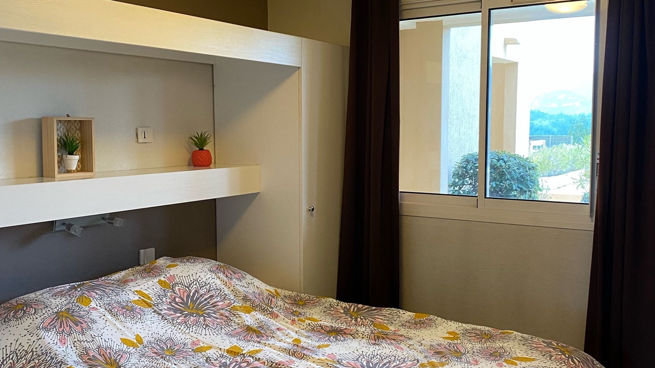 Photo of Bedroom in Theoule-Superieur