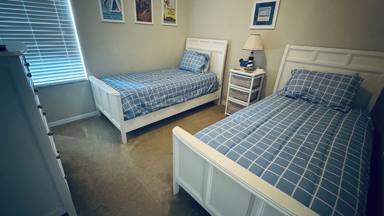 Photo of Bedroom in Sunset Lakes