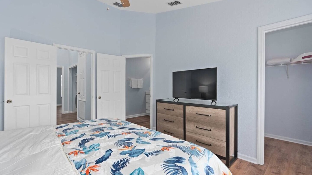 Photo of Bedroom in Windsor Hills