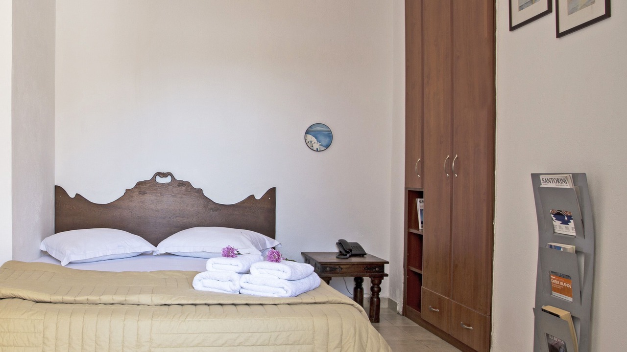Photo of Bedroom in Perissa