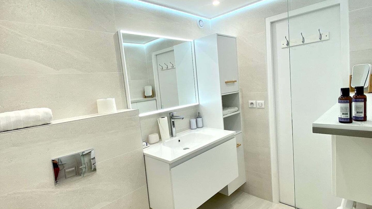 Photo of Bathroom in Saint Antoine