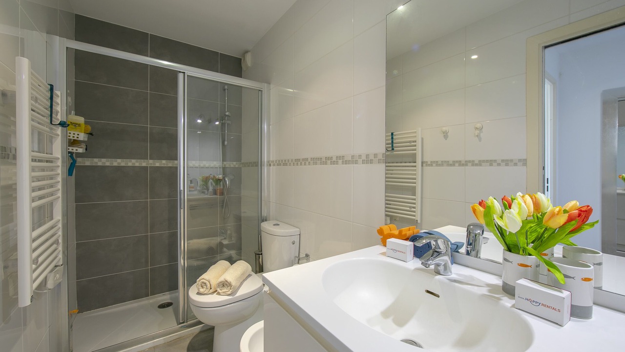 Photo of Bathroom in Liberation