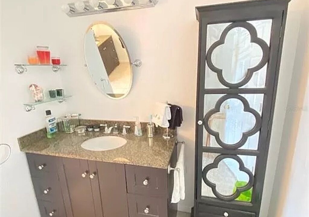 Photo of Bathroom in Sunridge Woods