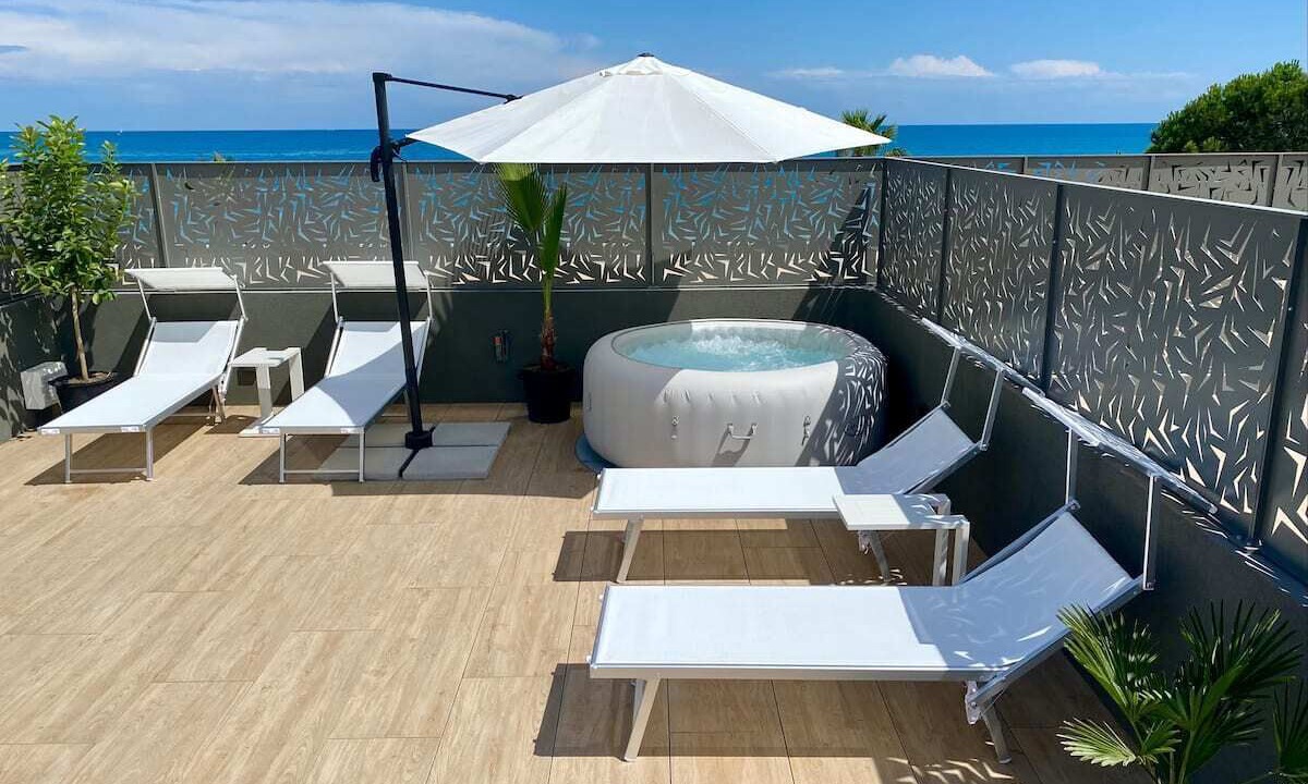 Photo of Patio Balcony in Villeneuve Loubet Beach