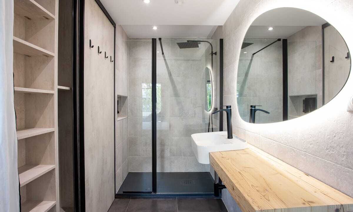Photo of Bathroom in Villeneuve Loubet Beach