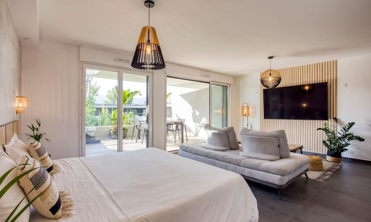 Photo of Bedroom in Villeneuve Loubet Beach