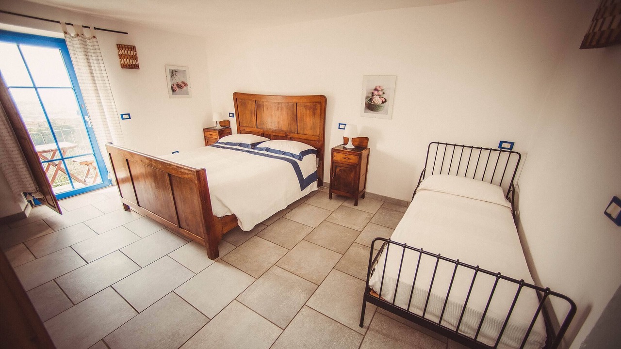 Photo of Bedroom in Massa
