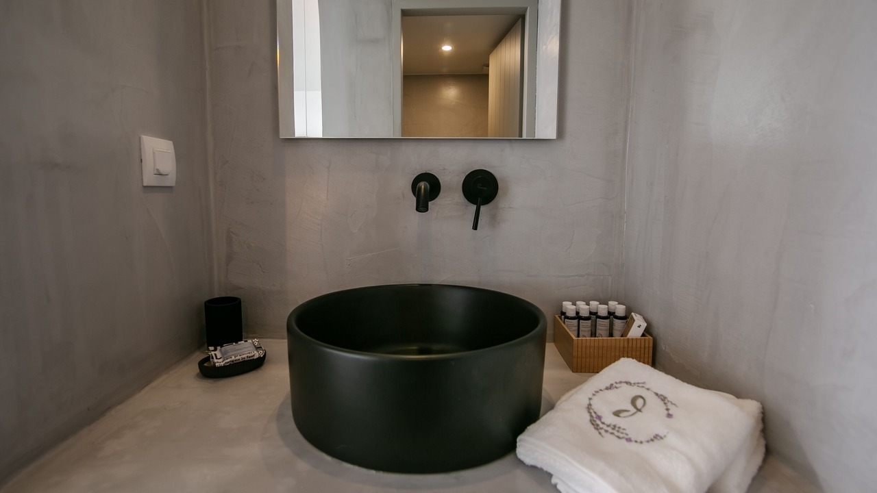 Photo of Bathroom in Exo Gialos