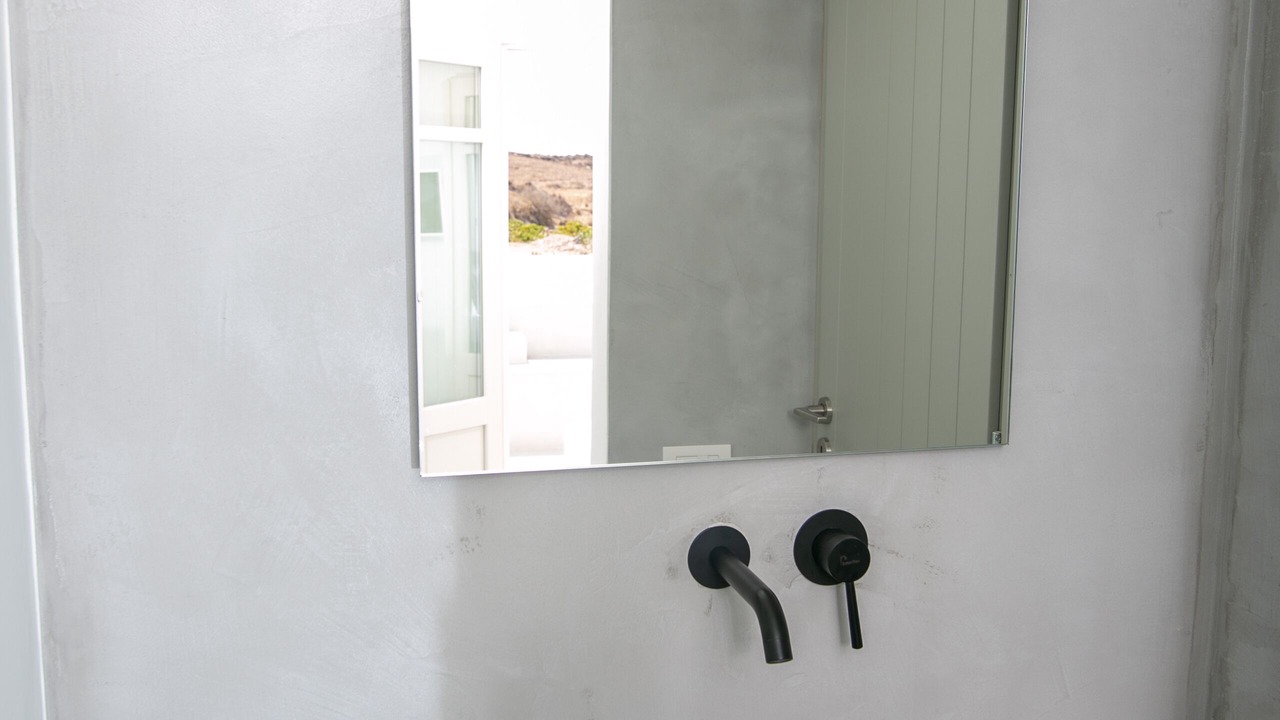Photo of Bathroom in Exo Gialos