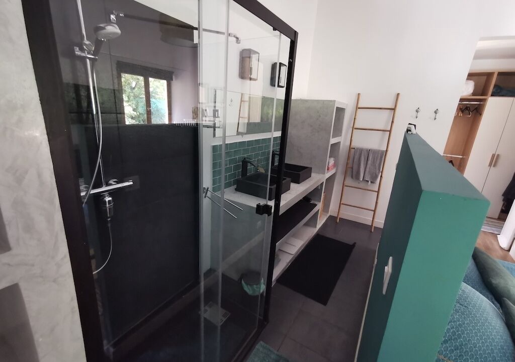 Photo of Bathroom in Drap