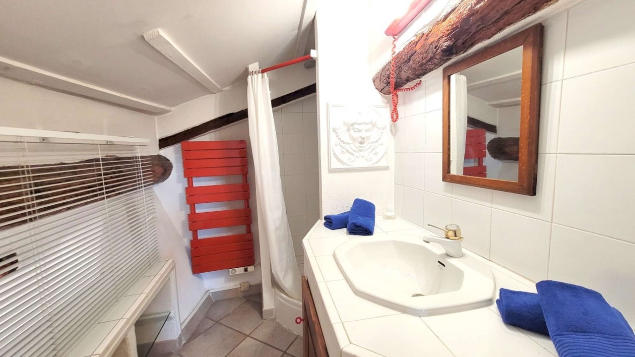 Photo of Bathroom in Old Town