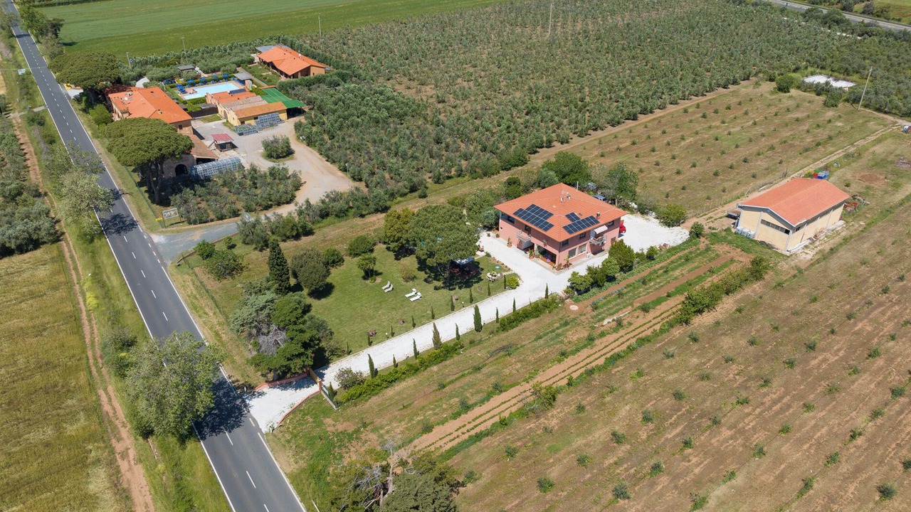 Photo of Outdoor in San Vincenzo