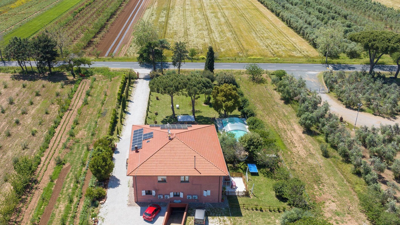 Photo of Outdoor in San Vincenzo