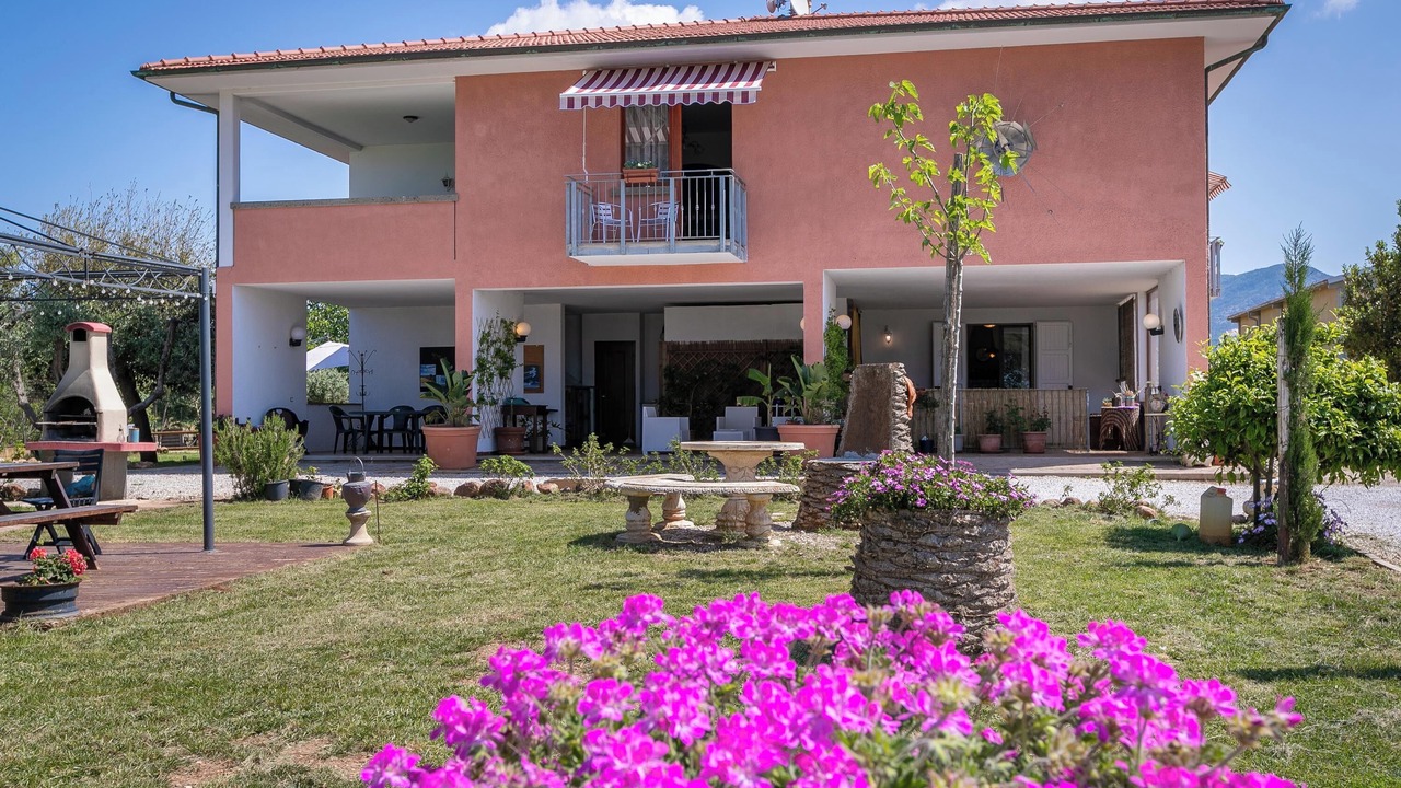 Photo of Outdoor in San Vincenzo