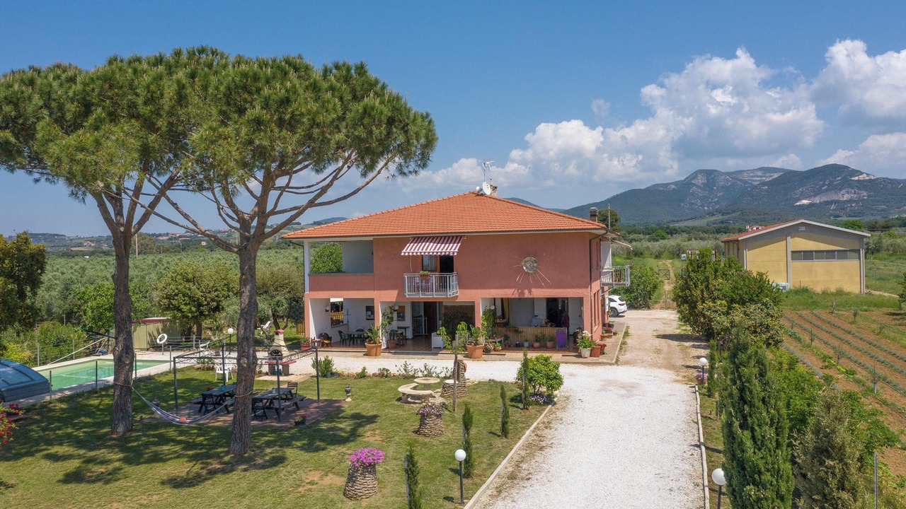 Photo of Outdoor in San Vincenzo
