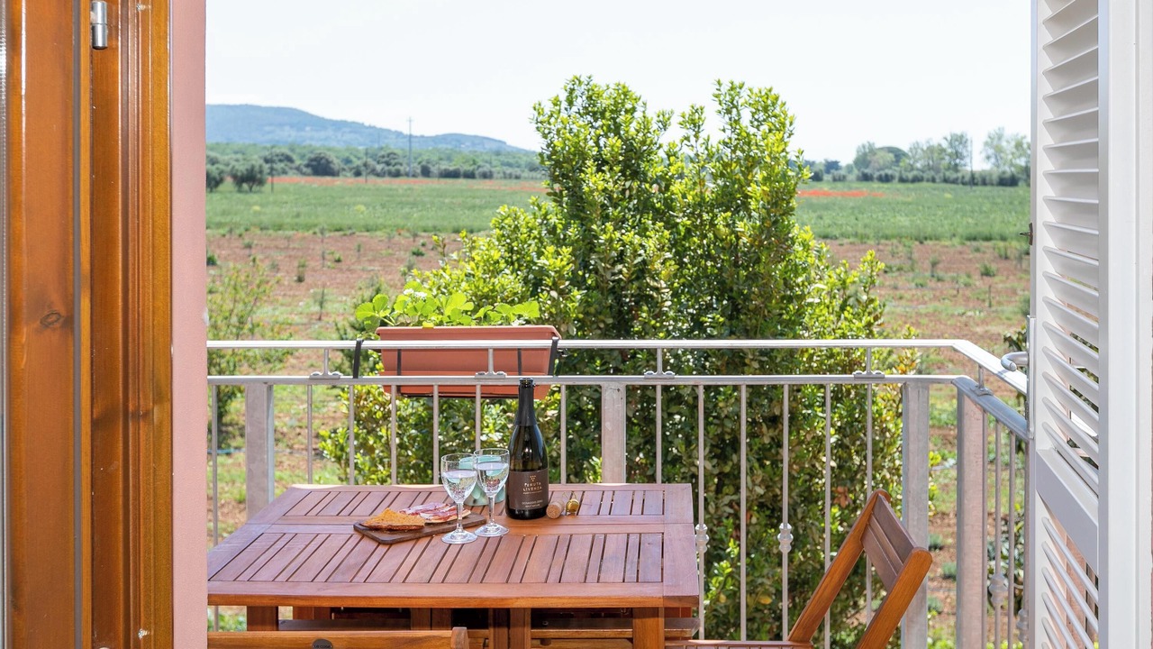Photo of Outdoor in San Vincenzo