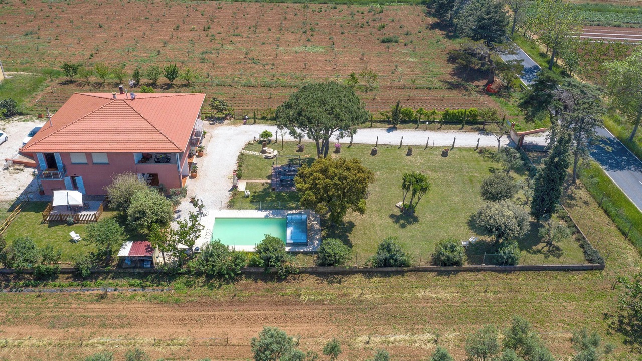 Photo of Outdoor in San Vincenzo