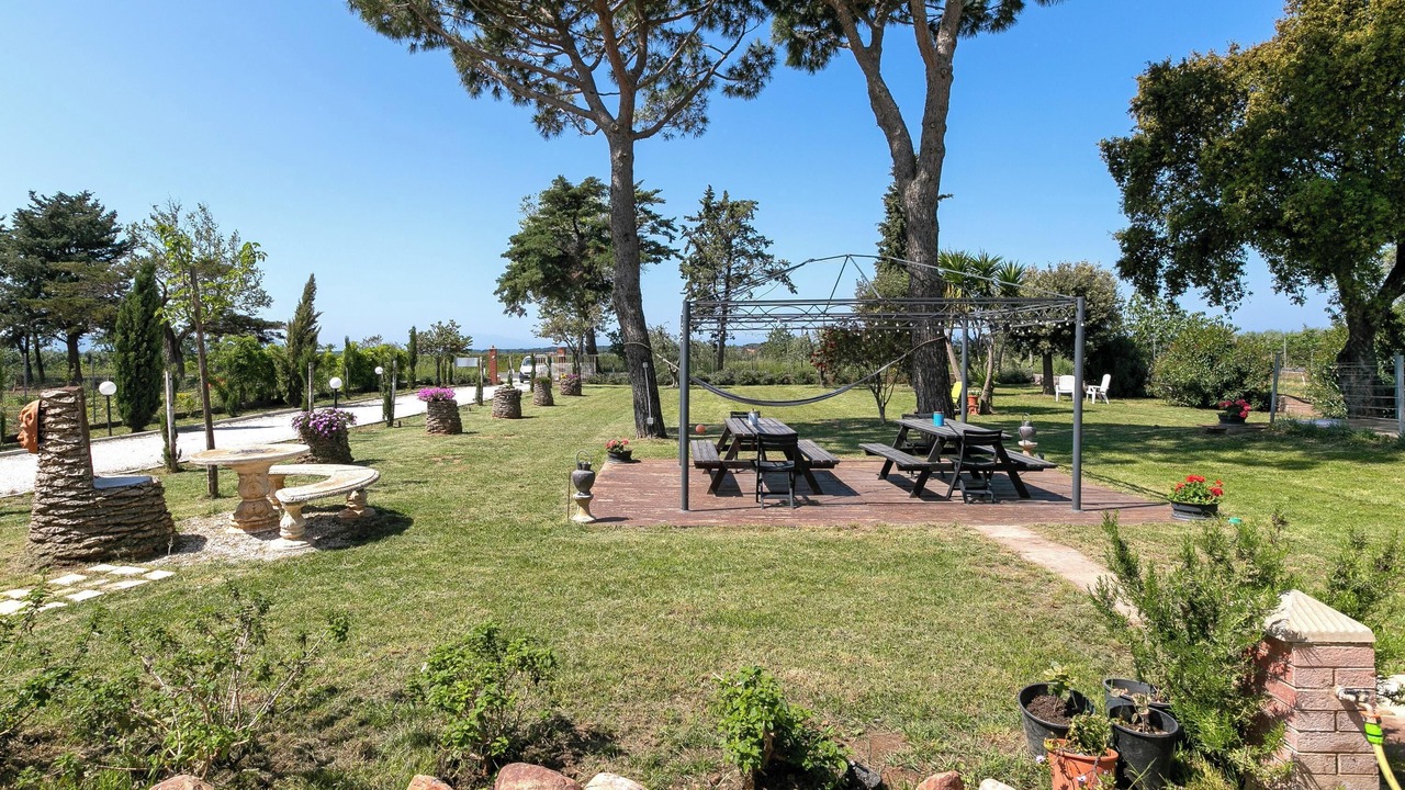 Photo of Outdoor in San Vincenzo