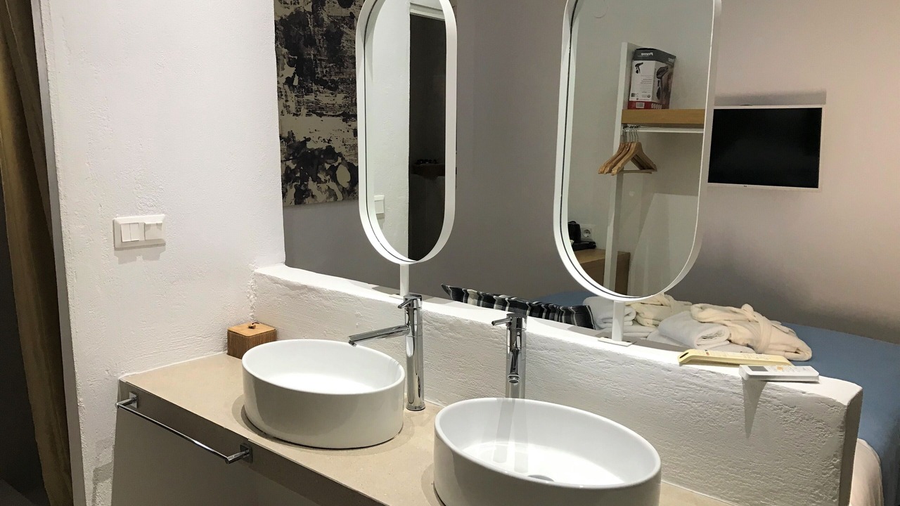 Photo of Bathroom in Oia