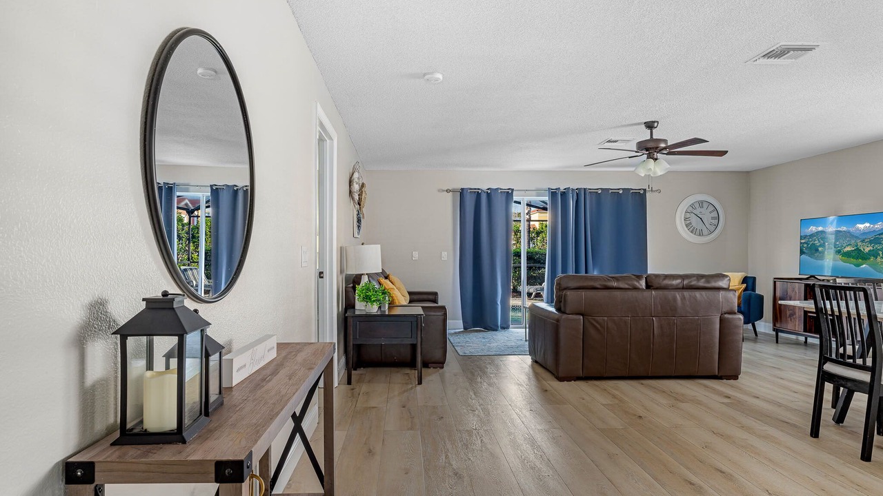Photo of Livingroom in Lake Berkley