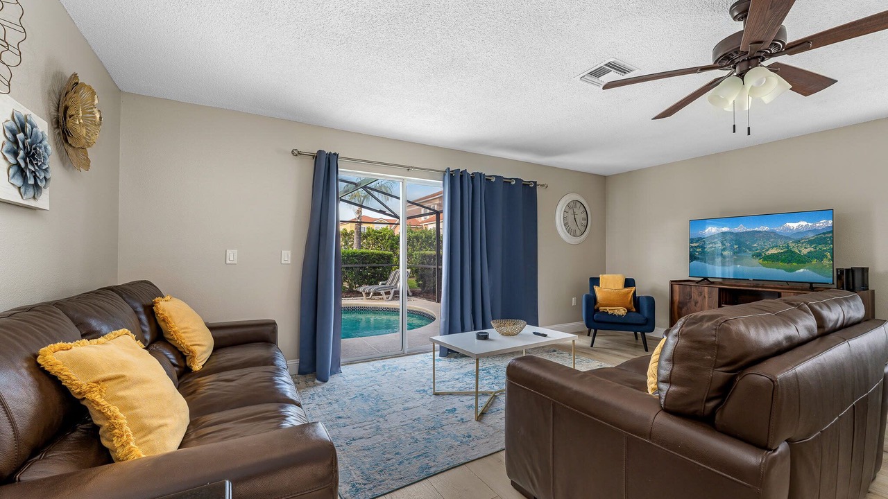 Photo of Livingroom in Lake Berkley