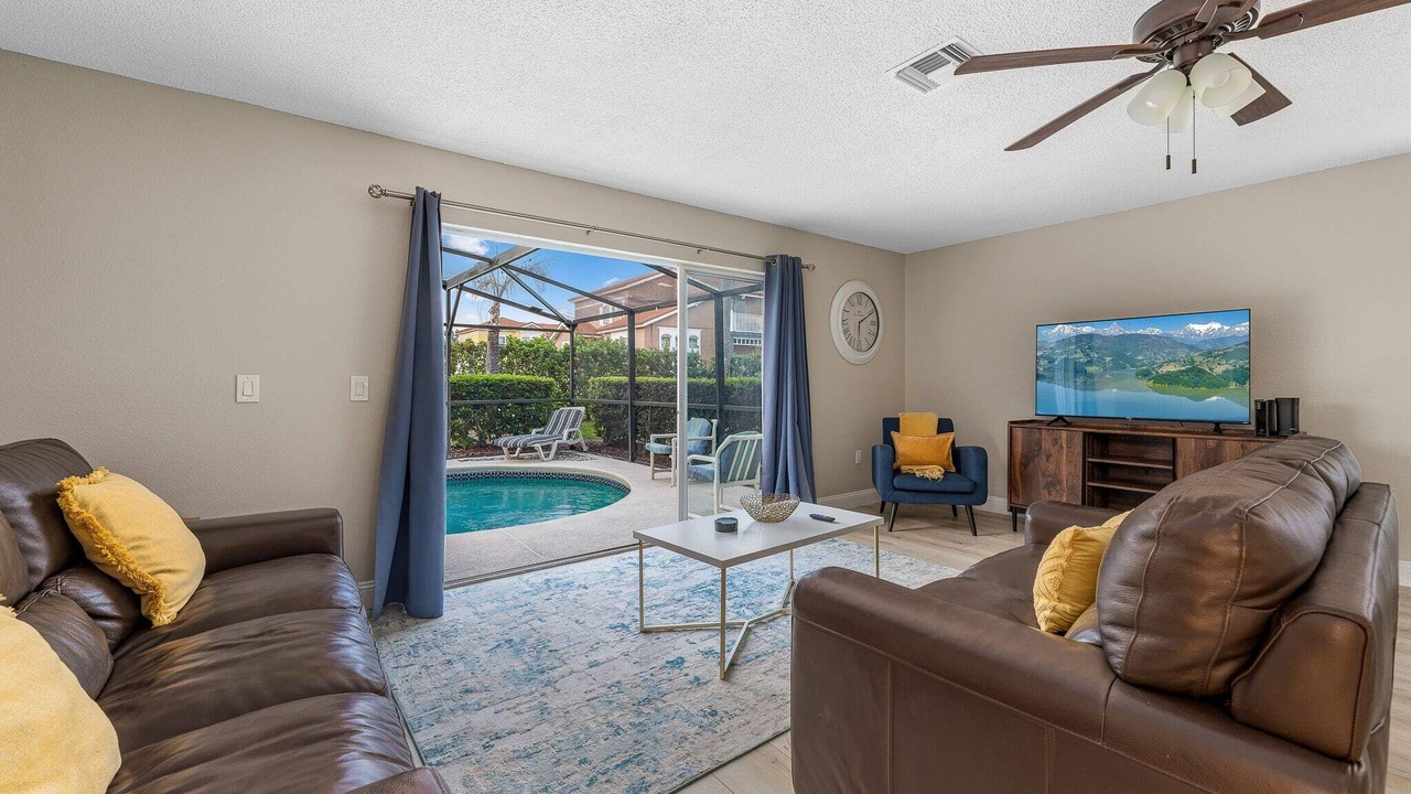 Photo of Livingroom in Lake Berkley