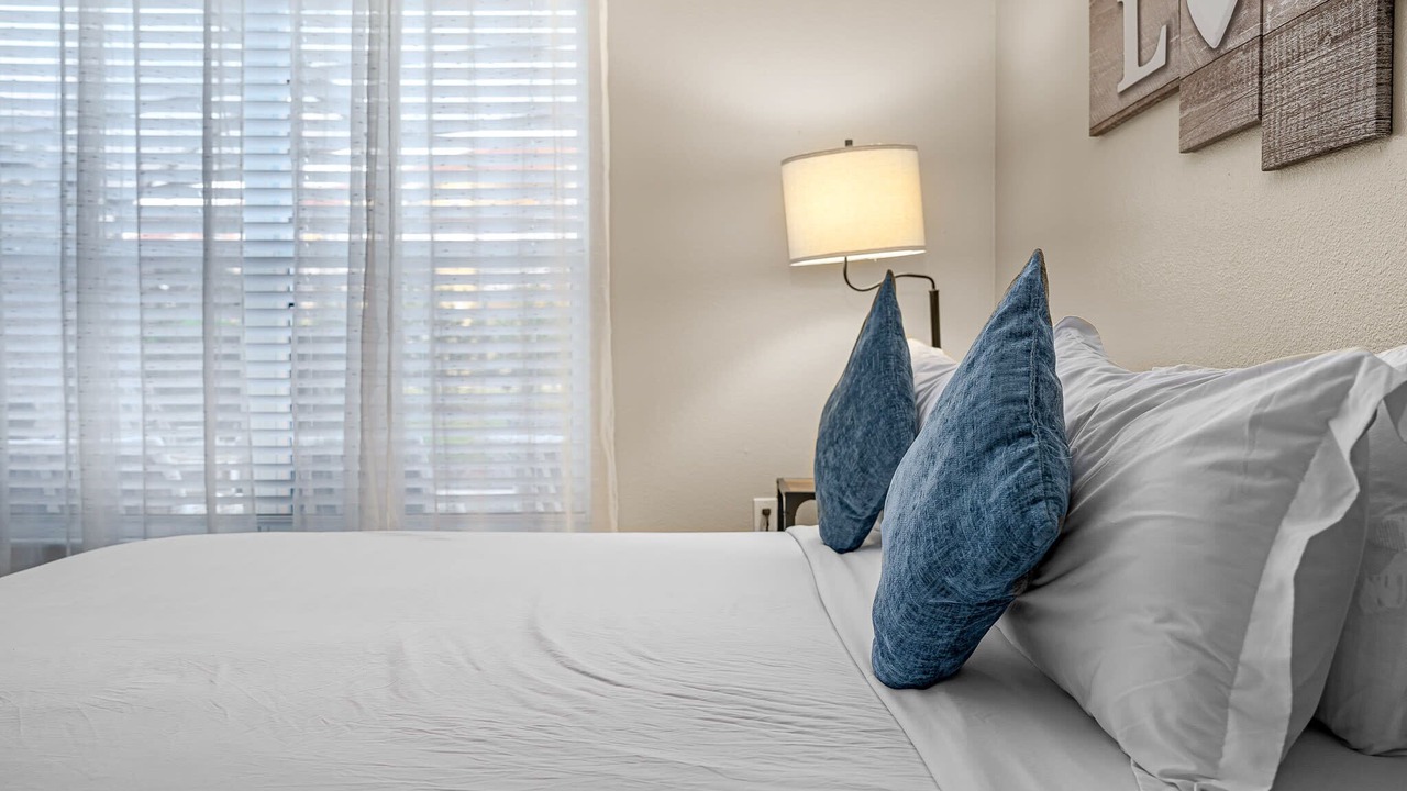 Photo of Bedroom in Lake Berkley