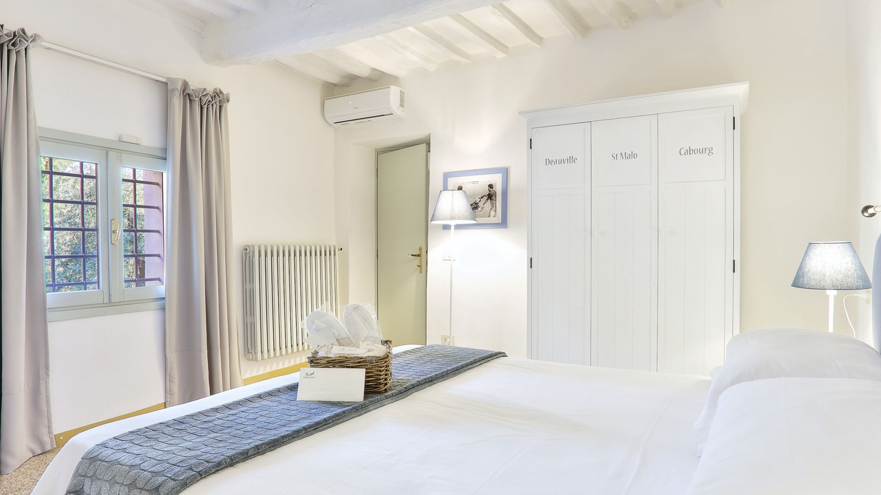 Photo of Bedroom in Margine Coperta-Traversagna