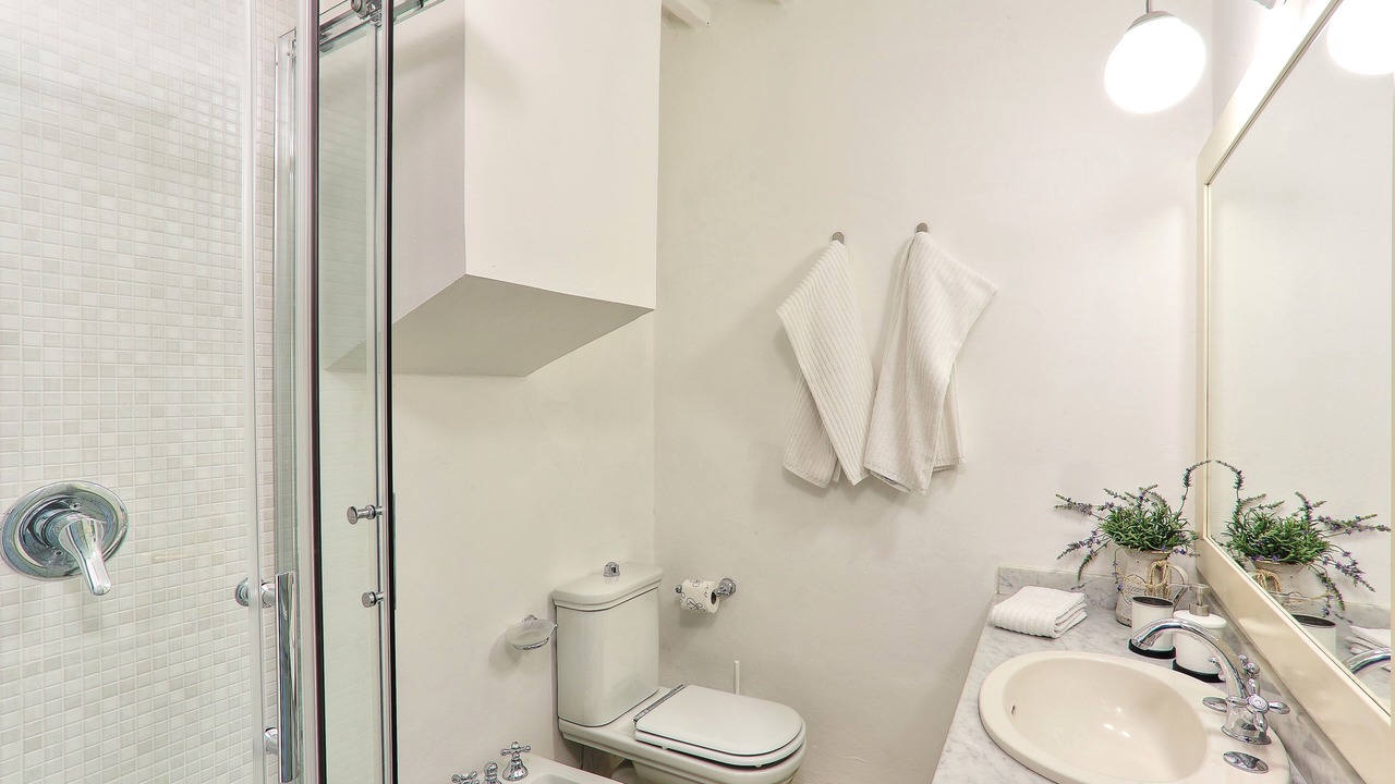 Photo of Bathroom in Margine Coperta-Traversagna