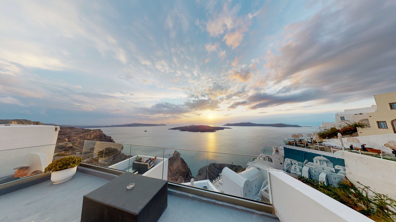 Photo of Outdoor in Fira