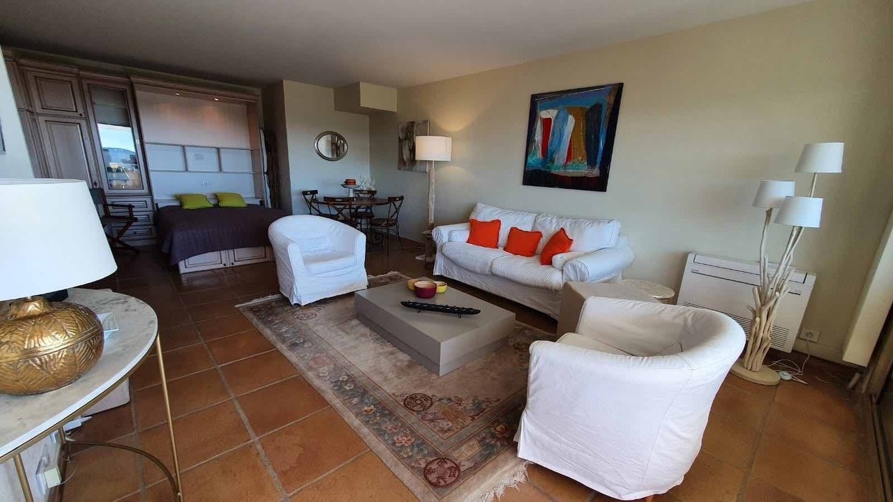 Photo of Livingroom in Mandelieu-La-Napoule