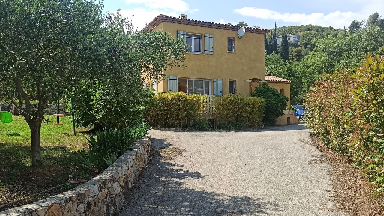Photo of Outdoor in Carros