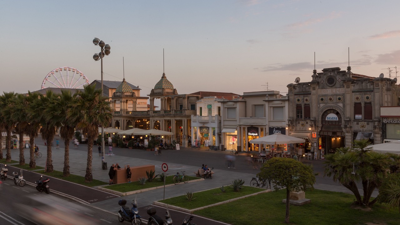 Photo of Others in Viareggio