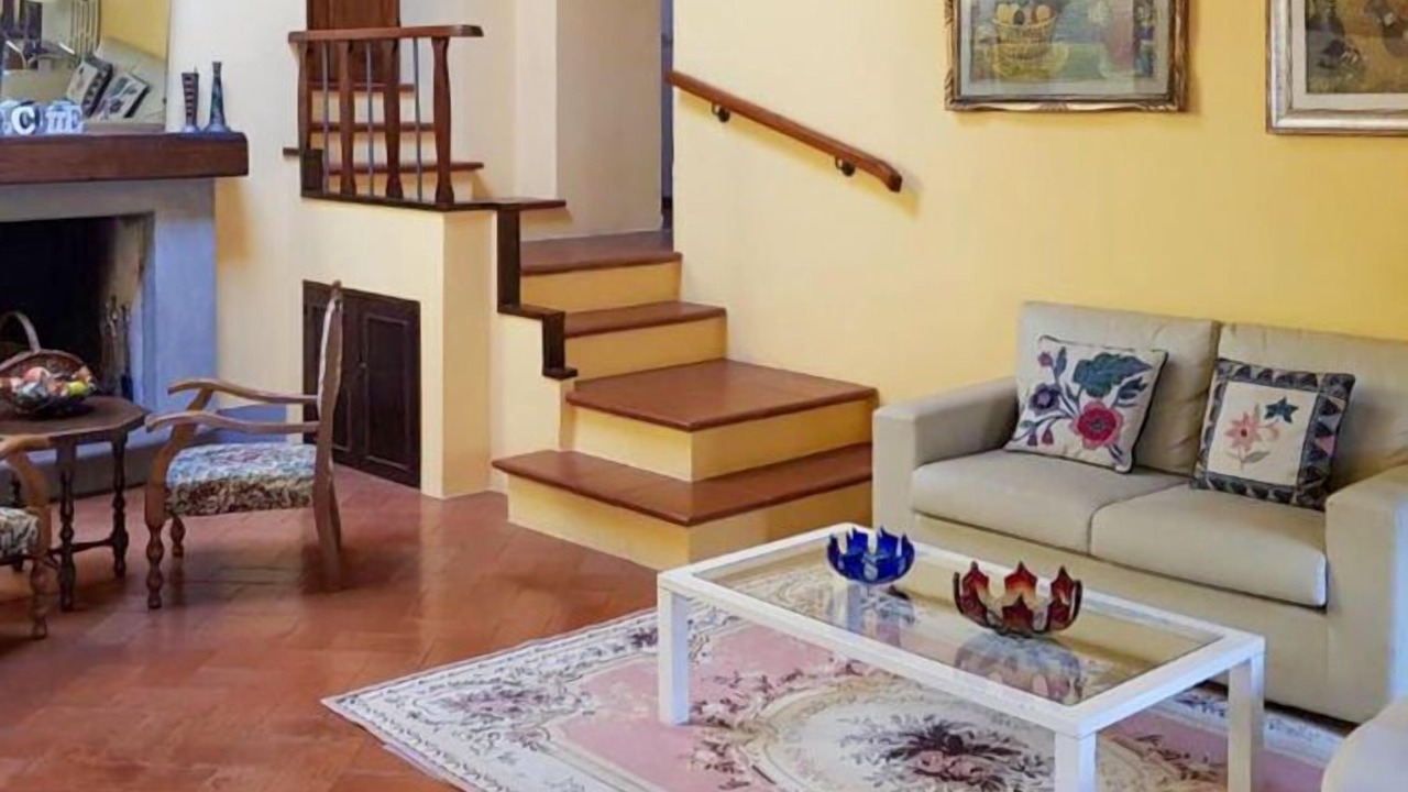 Photo of Livingroom in Buti