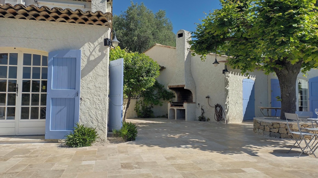 Photo of Outdoor in Le Rouret