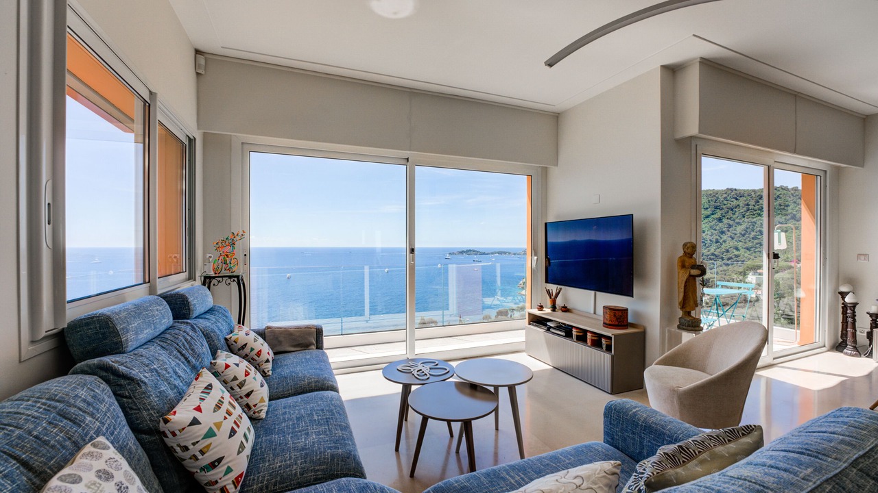 Photo of Livingroom in Eze