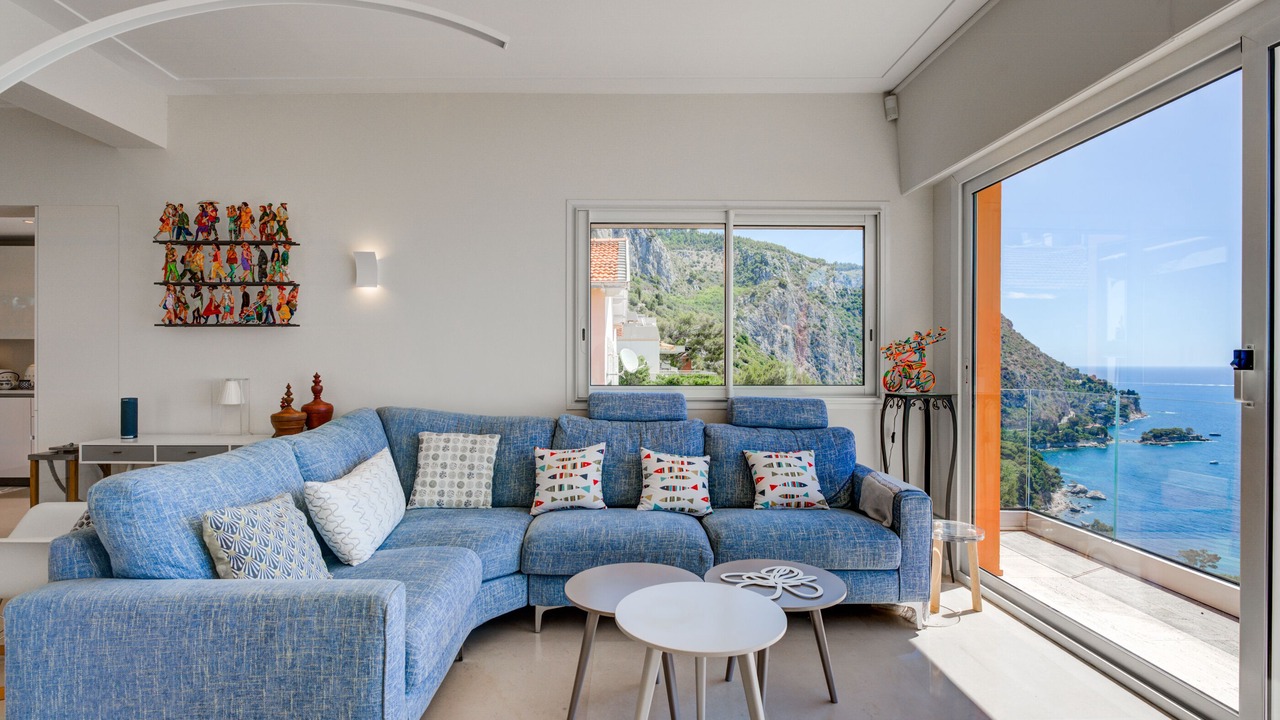Photo of Livingroom in Eze
