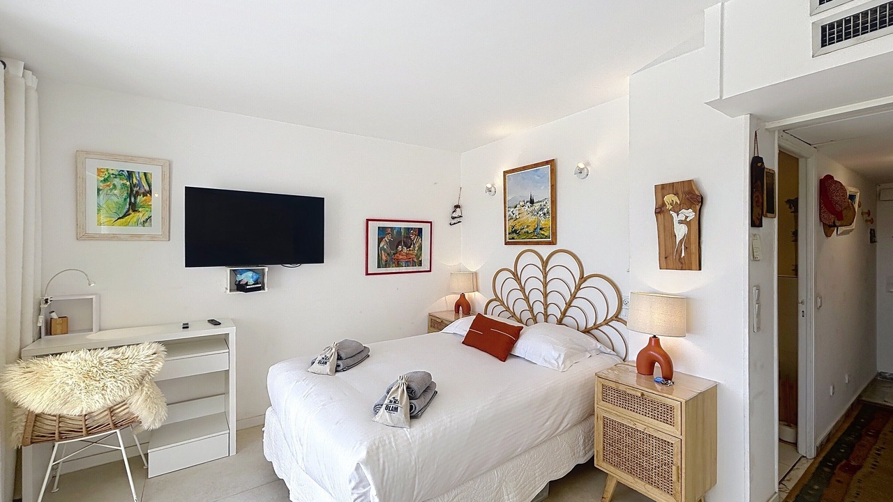 Photo of Bedroom in Le Suquet